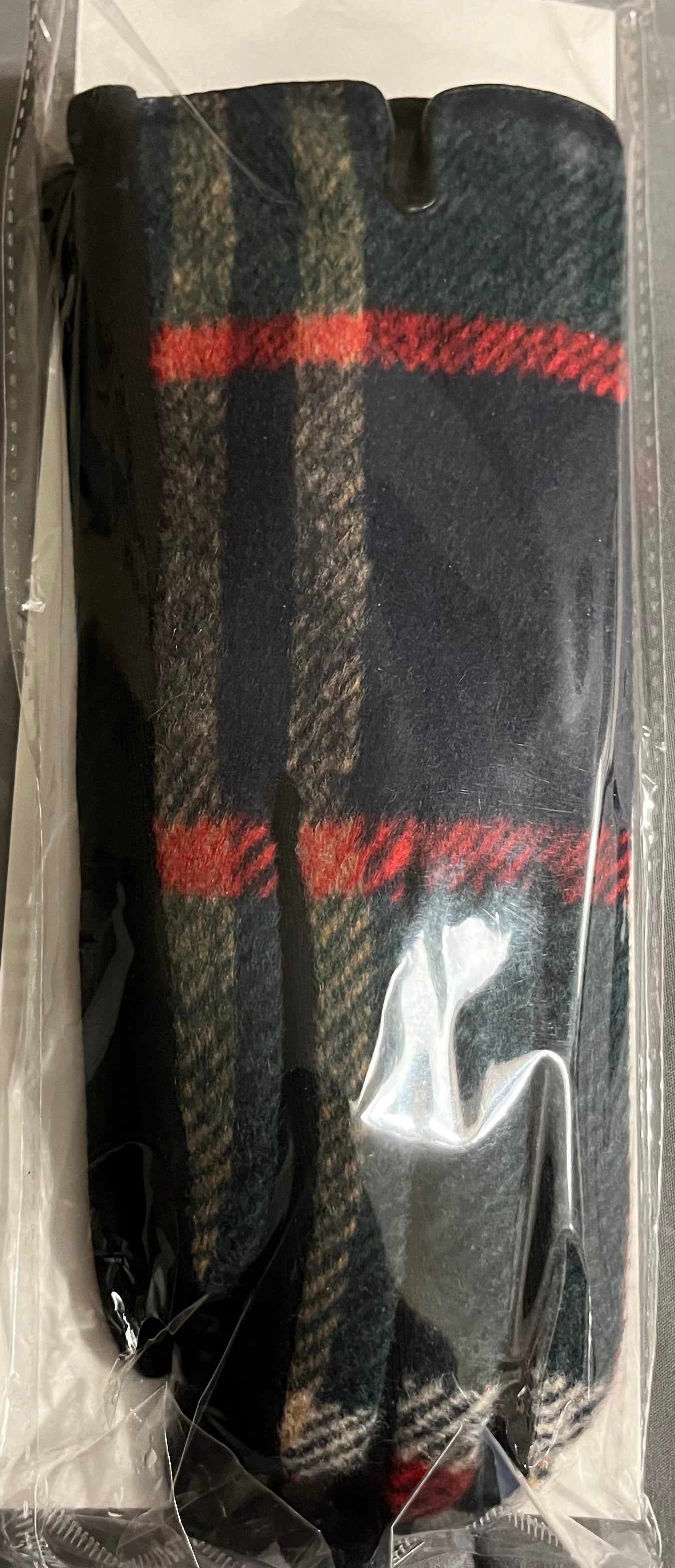Elegant winter gloves